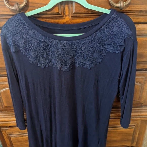 Maternity Clothes Lot - Picture 4 of 7